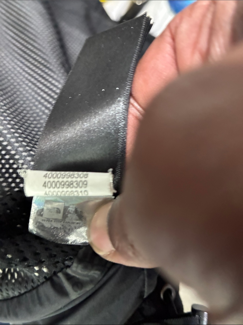 The North Face x Supreme Cargo Jacket - Picture 9 of 10